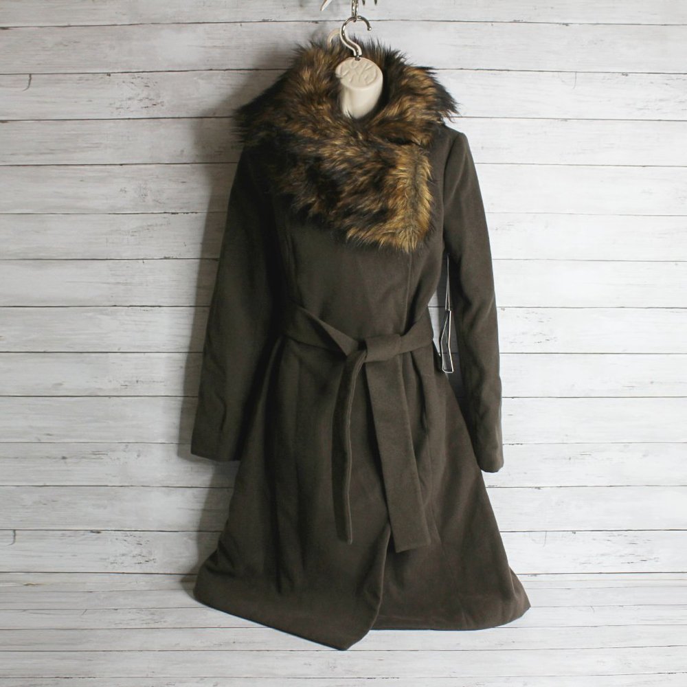 JLO Women's Long Brown Winter Coat Size S Belted Faux Fur Collar